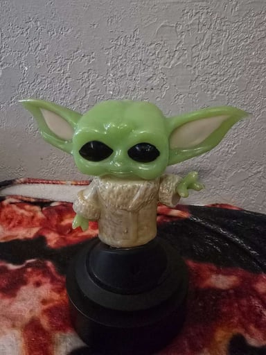 Preview pic of Grogu "Baby Yoda" Daniels Glass Art Puffco Top