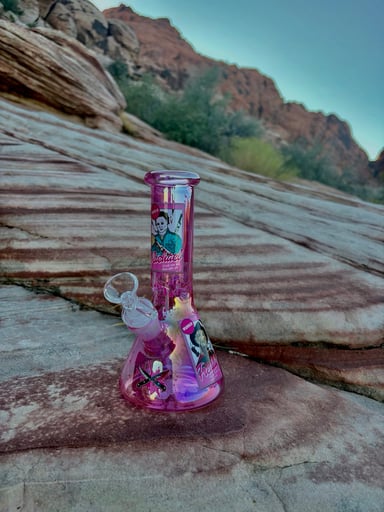 Preview pic of Slashers Pink Bong