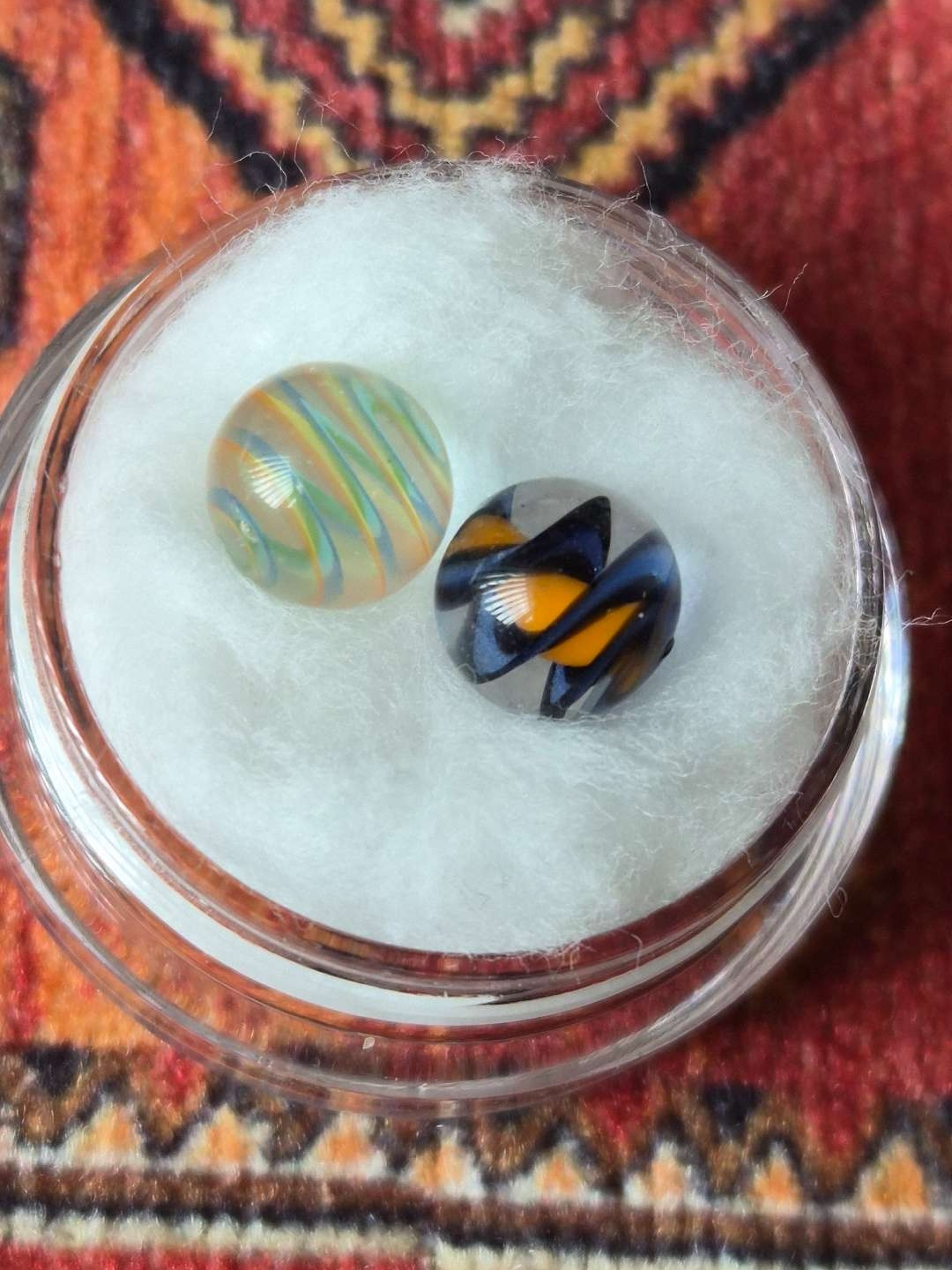Preview pic of Sumuji Glass Spiral Pearls