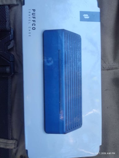 Preview pic of puffco travel case (blue)