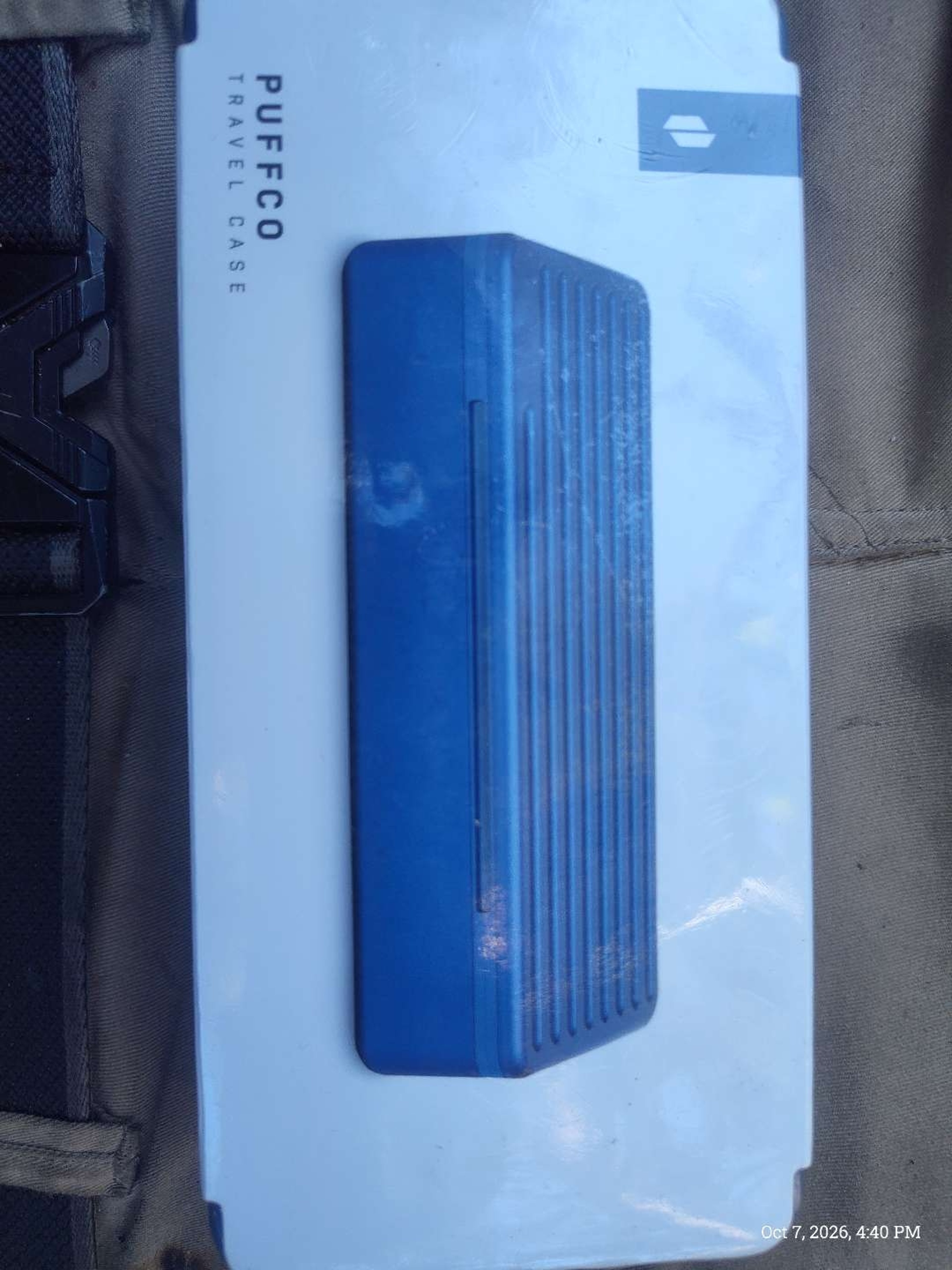 puffco travel case (blue) image 0
