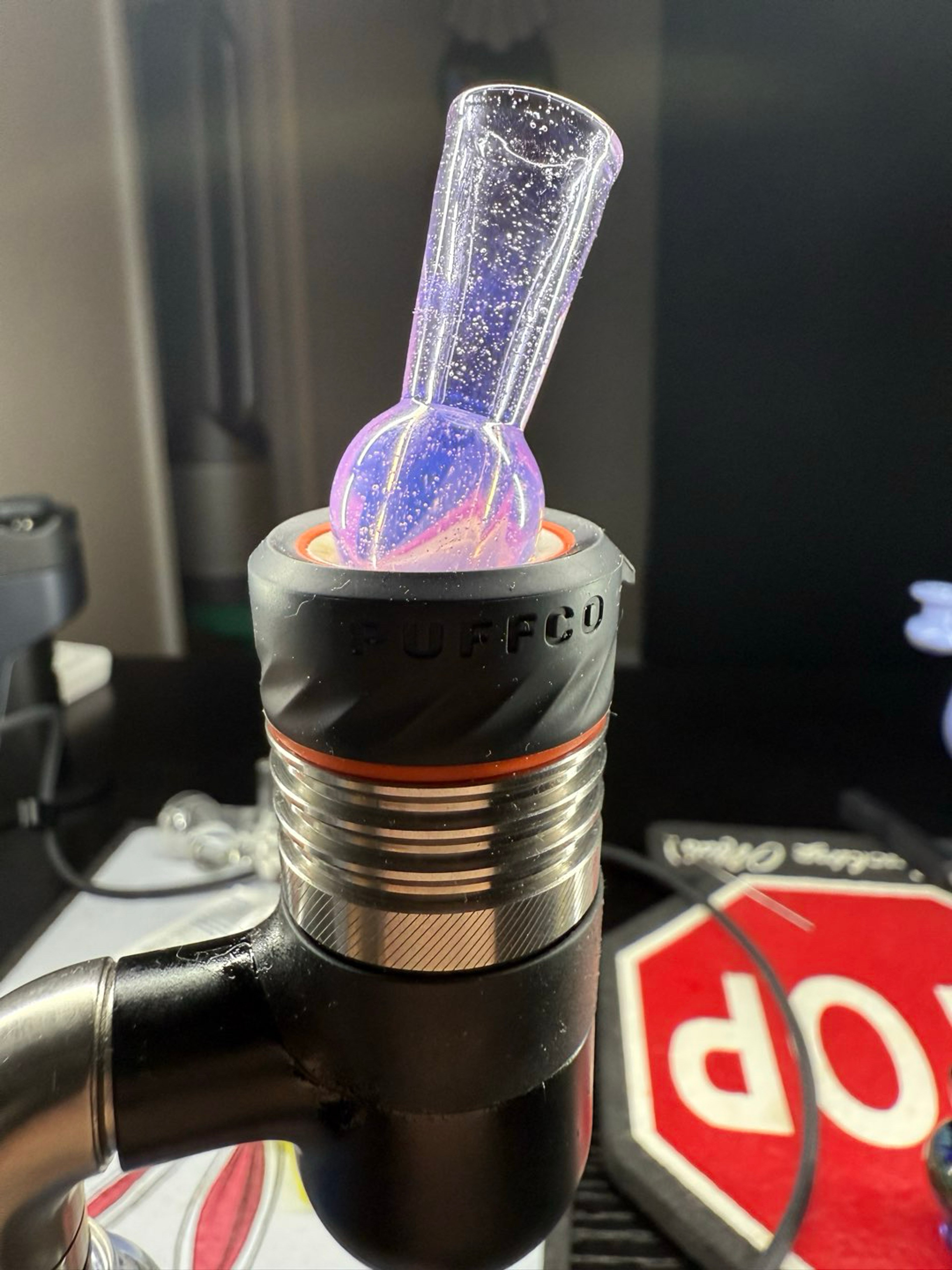 Preview pic of Yg glass works puffco cap