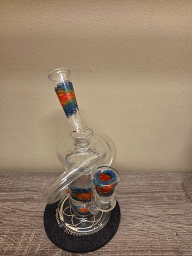 Preview pic of Stevie P. Wigwag dual uptake recylcer