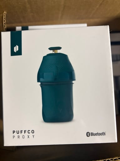Preview pic of Puffco proxy bundle pine edition