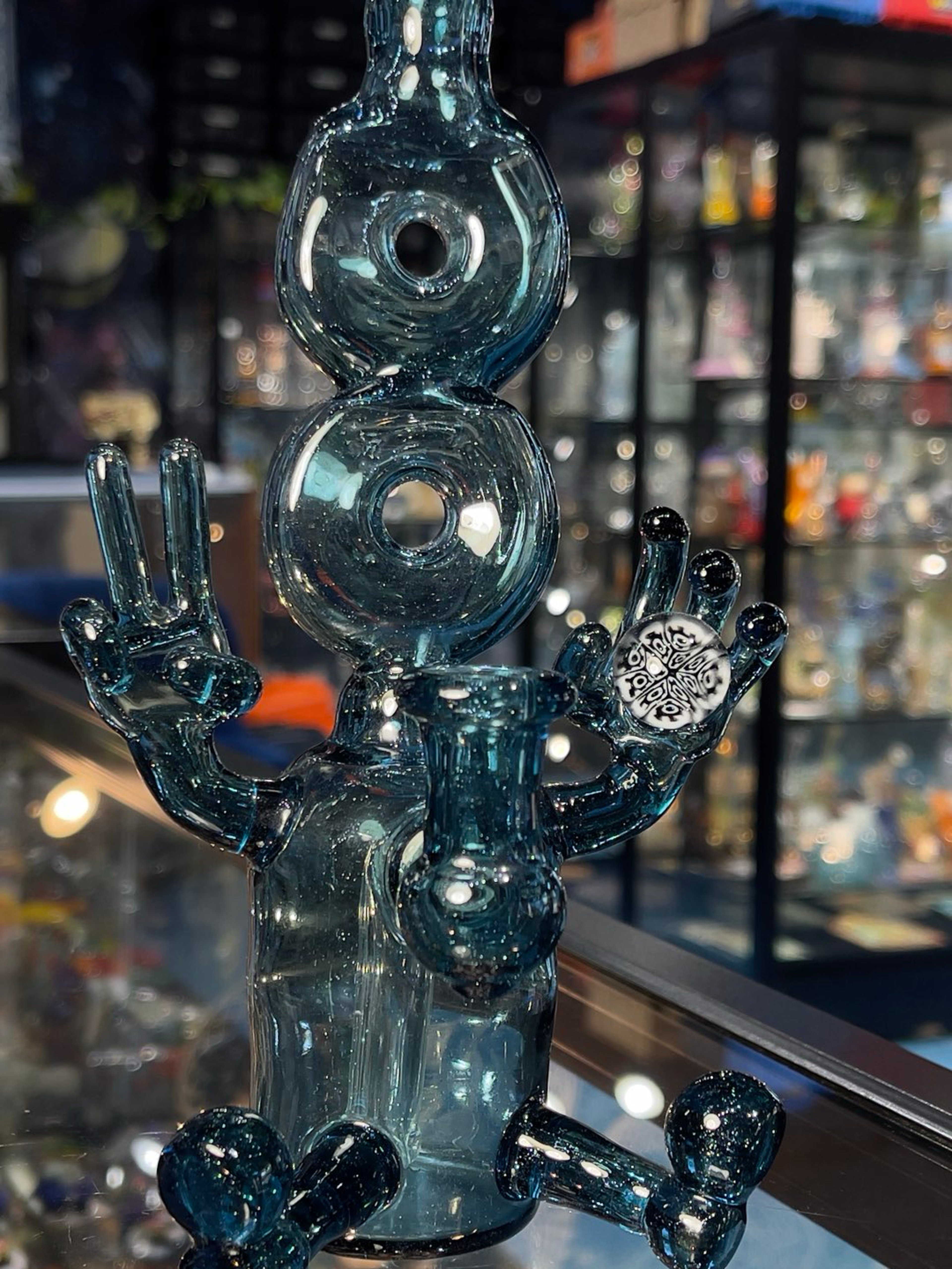 Preview pic of MJ Meltz Peace Guy