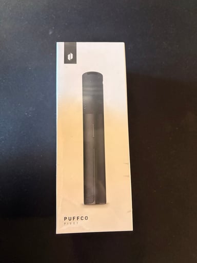Preview pic of PUFFCO PIVOT ONYX BRAND NEW! UNOPENED
