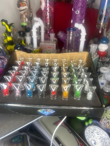 Preview pic of Colorful Glass Tips – Multiple Colors