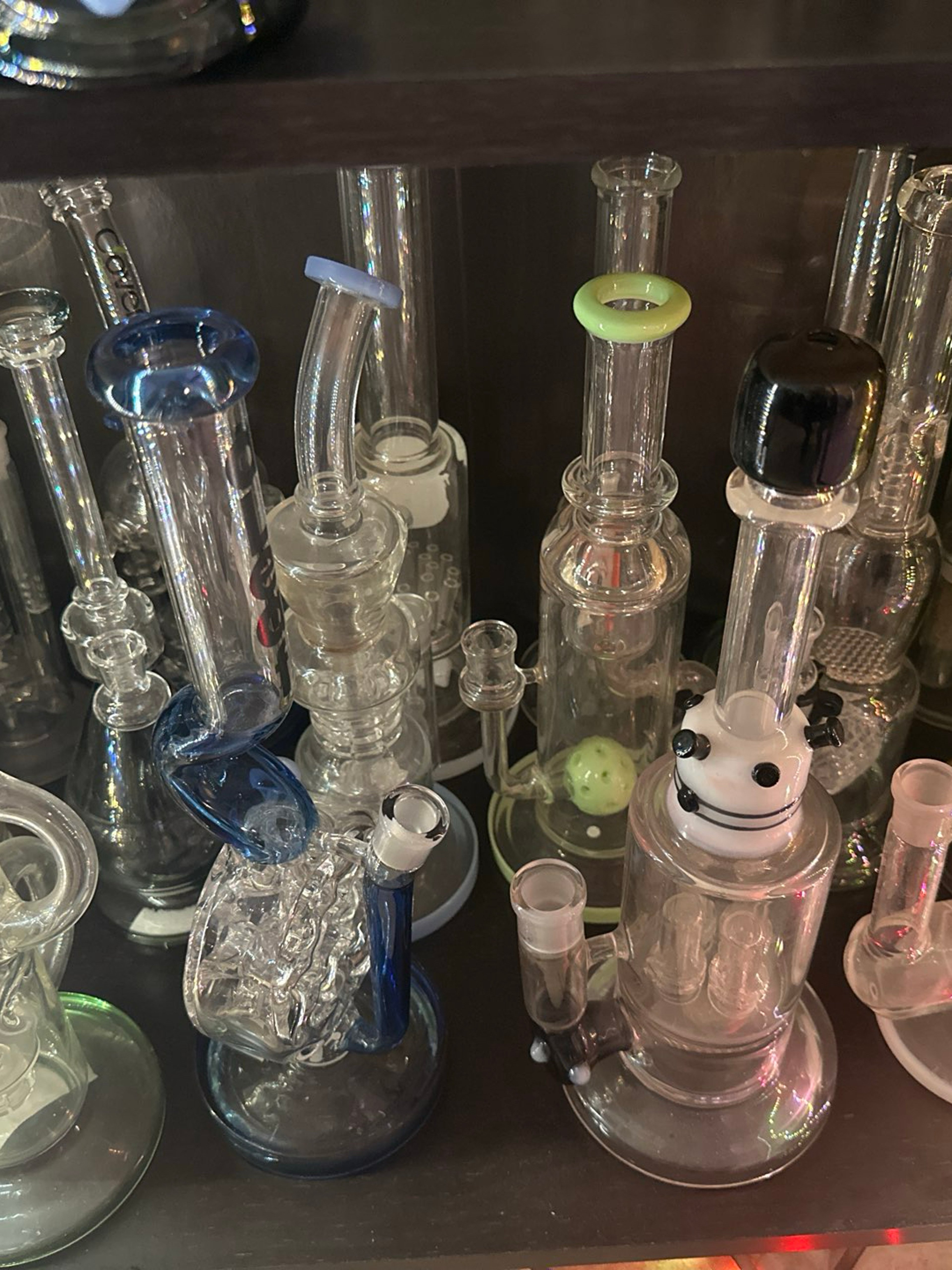 NEED GONE ASAP. TRYIN TO PAY BILLS image 0