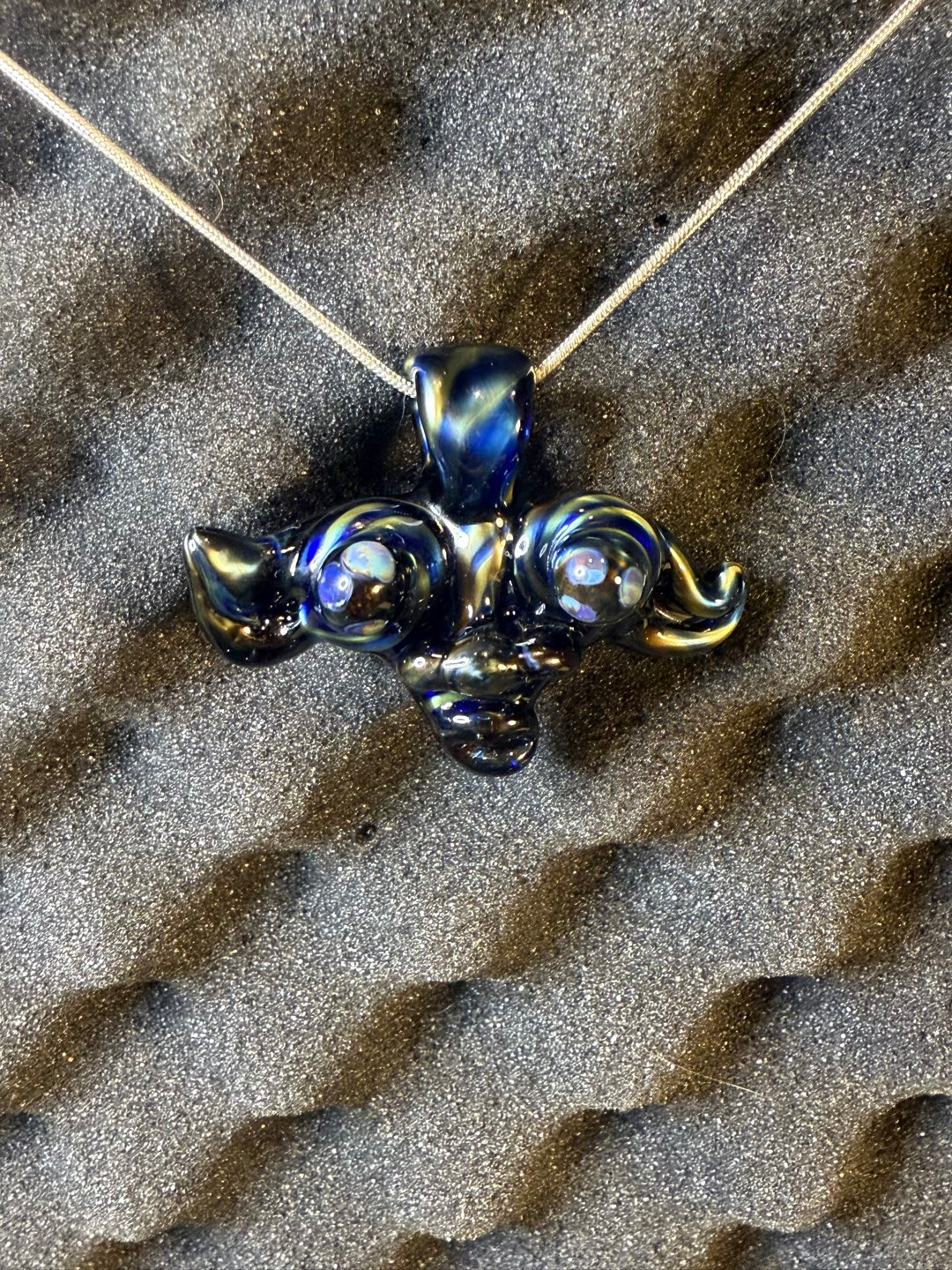 Preview pic of Blue and electrum Sunya glass trip sitter pendant