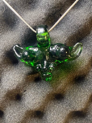 Preview pic of Transparent green Sunya glass trip sitter