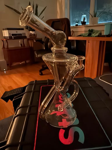 Preview pic of Knwglass clear recycler