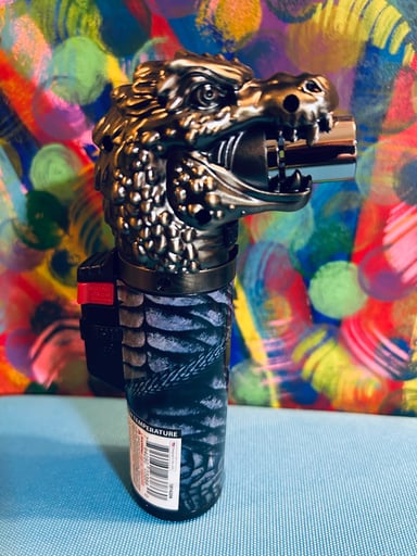 Preview pic of Black Dragon Torch
