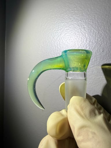 Preview pic of FA Welch Glass 18-4 slide (Yellow Green Opal)
