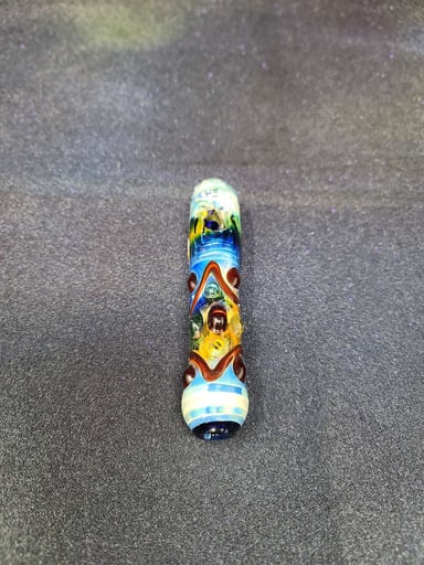 Preview pic of Izlow Glass - Decorated Steamroller