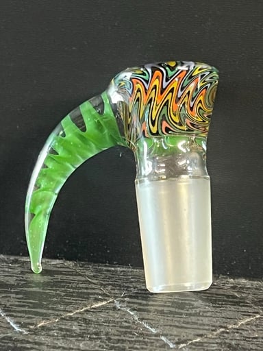 Preview pic of 2K Glass Art Green 18mm 4 hole Slide