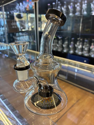 Preview pic of 5” Oil Rig with black shower head perc