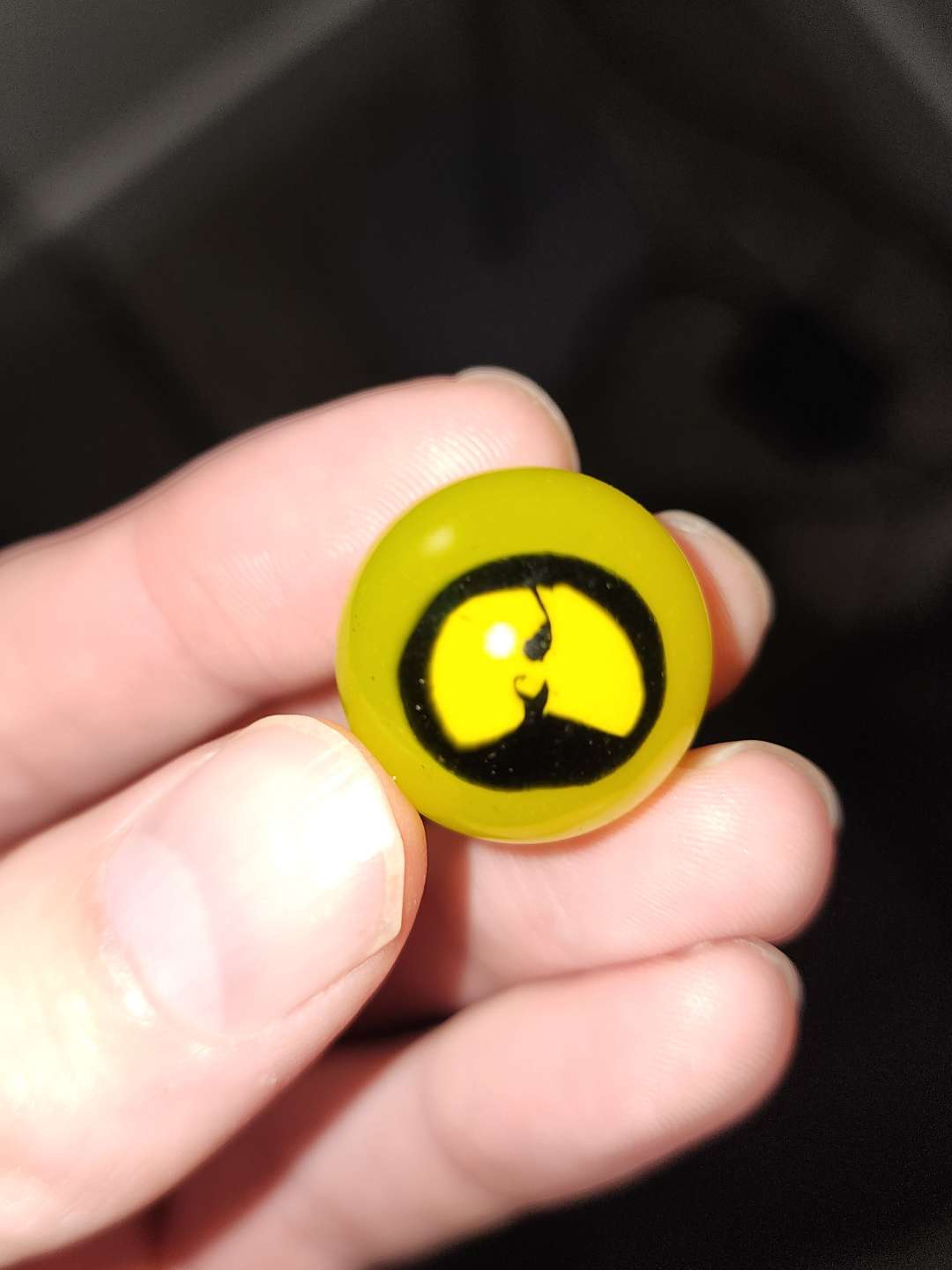 Preview pic of Damninja wu-tang marble n stand
