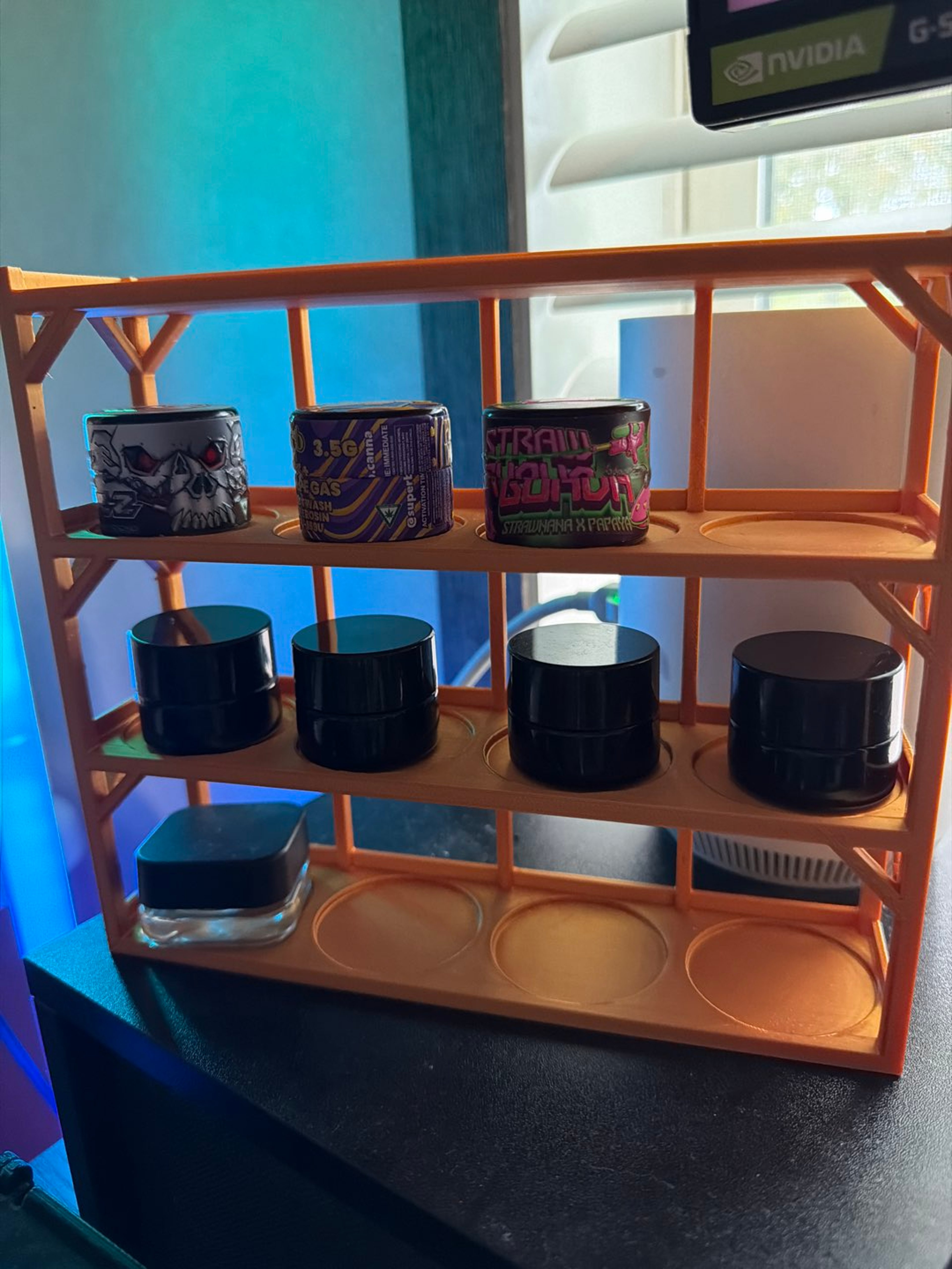 Preview pic of Jar stand