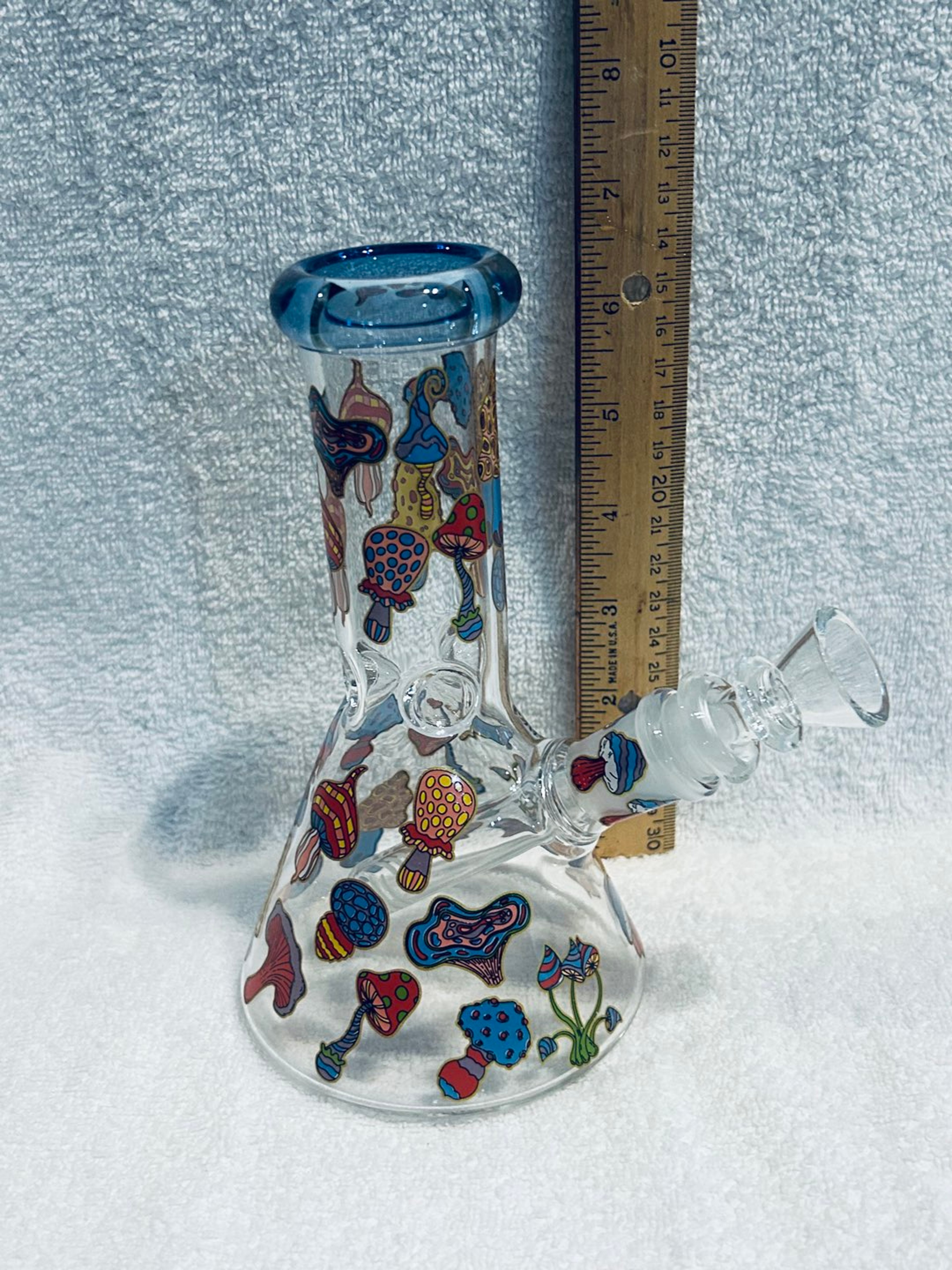 Glow in dark mushroom bong image 0