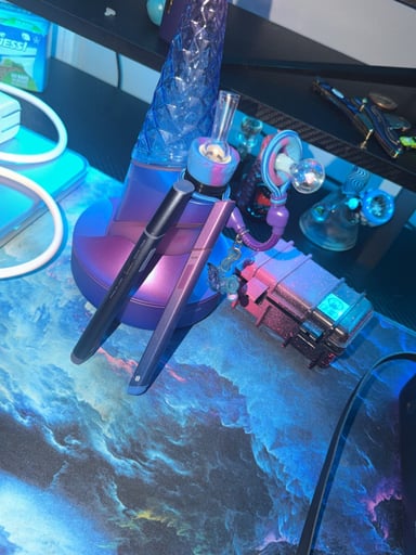 Preview pic of Indiglow puffco