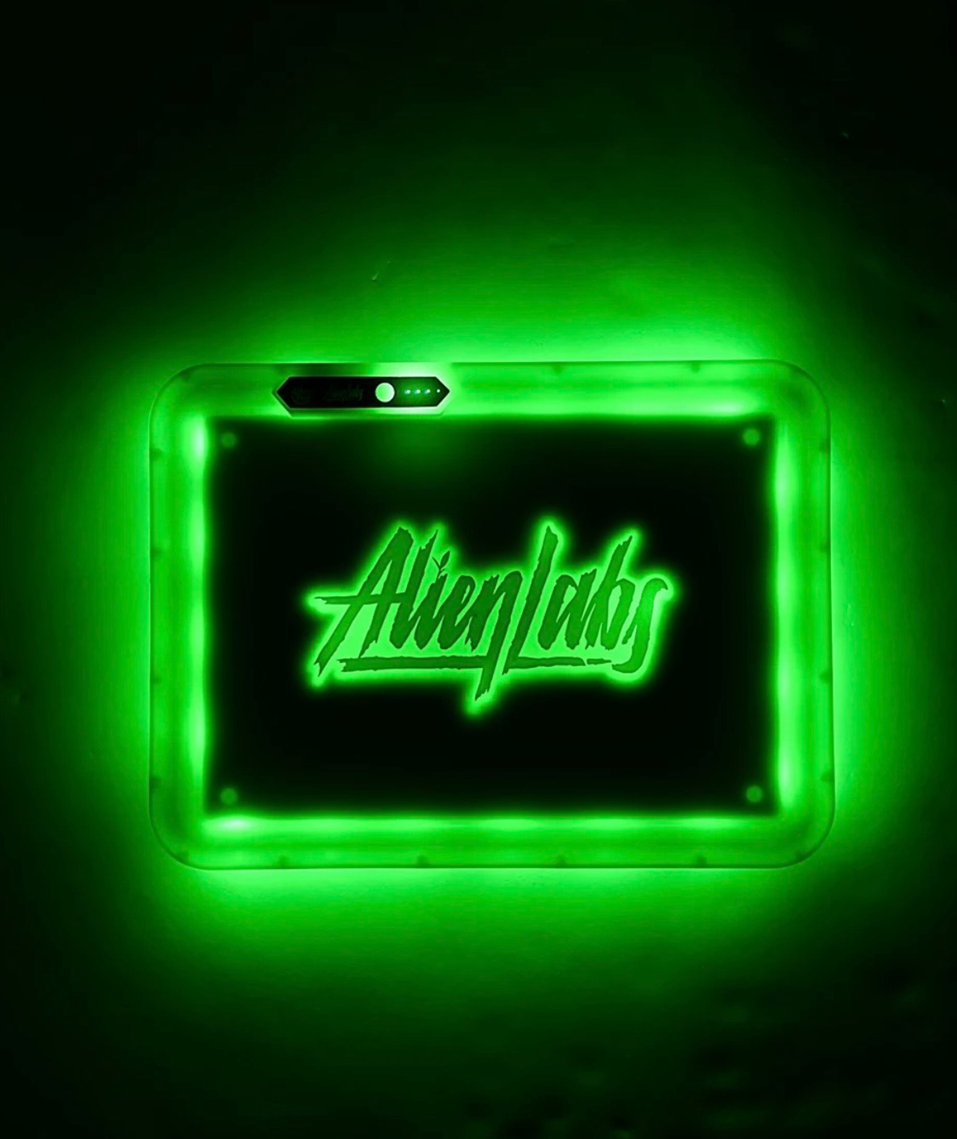 Preview pic of GLOW TRAY Alien Labs