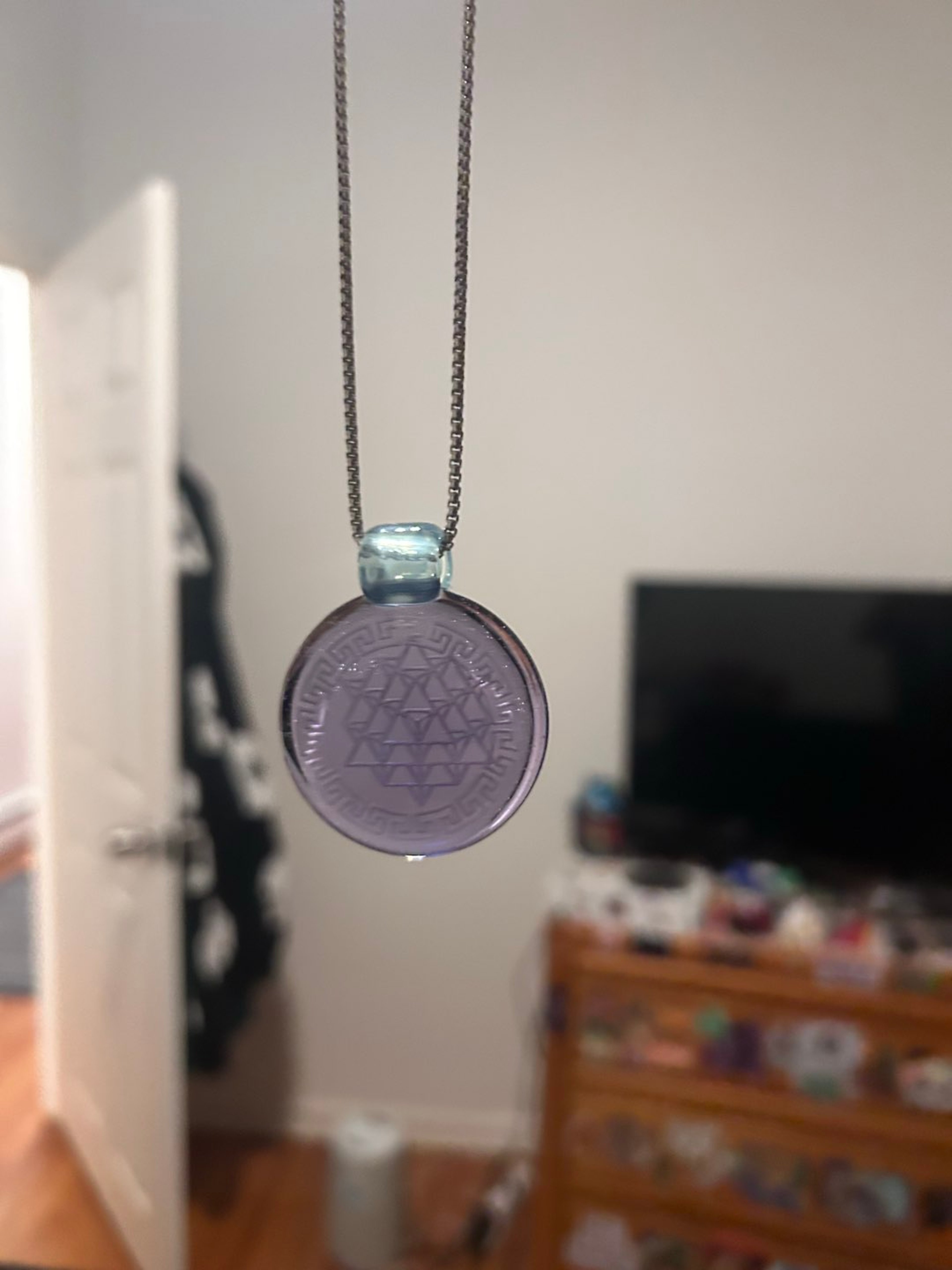 glassmaze pendant image 0