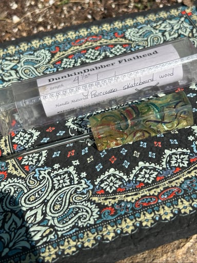 Preview pic of Dunkin dabblers pourcasso skateboard wood tool