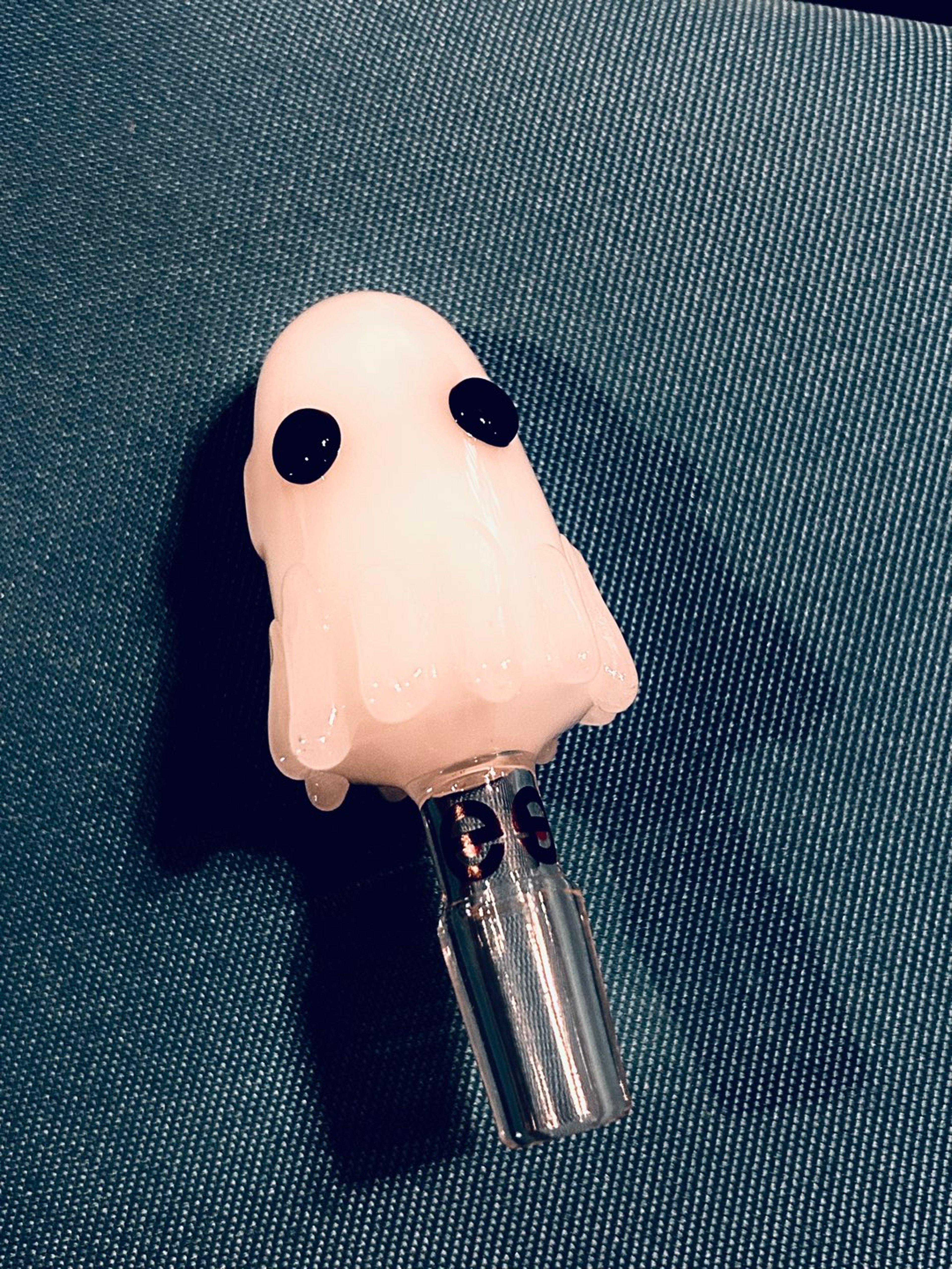 Cheech ghost hand pipe image 0