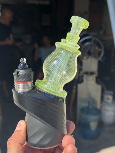 Preview pic of UV Retti PuffCo Badonk Top.