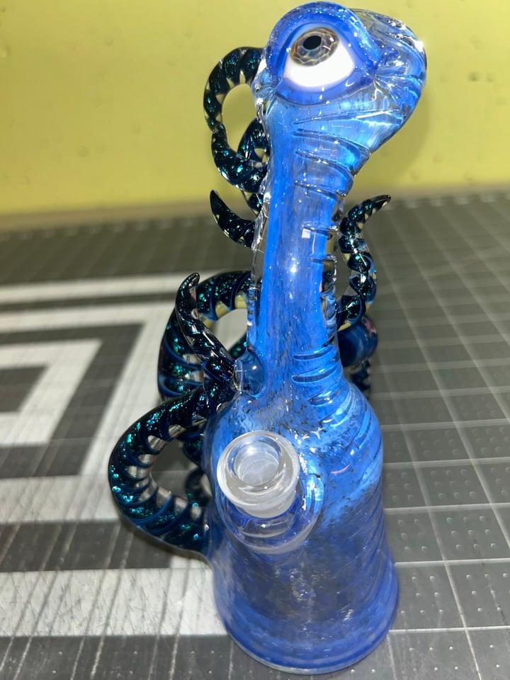 Monolithic eye rig | Shop Heady Rigs on GlassPass