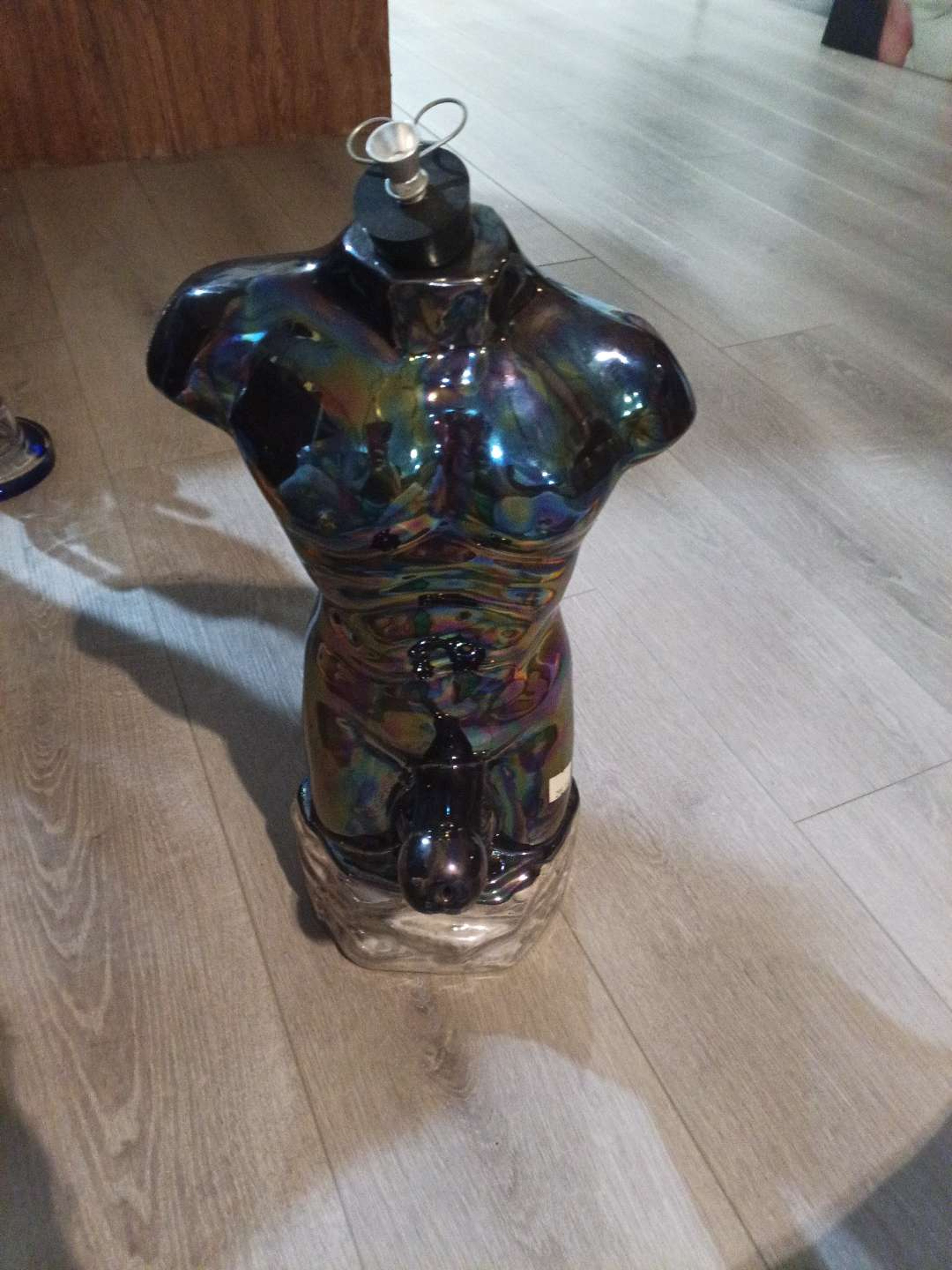 Preview pic of Male physique bong