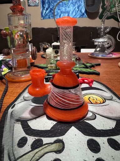 Preview pic of 14mm orange dab rig