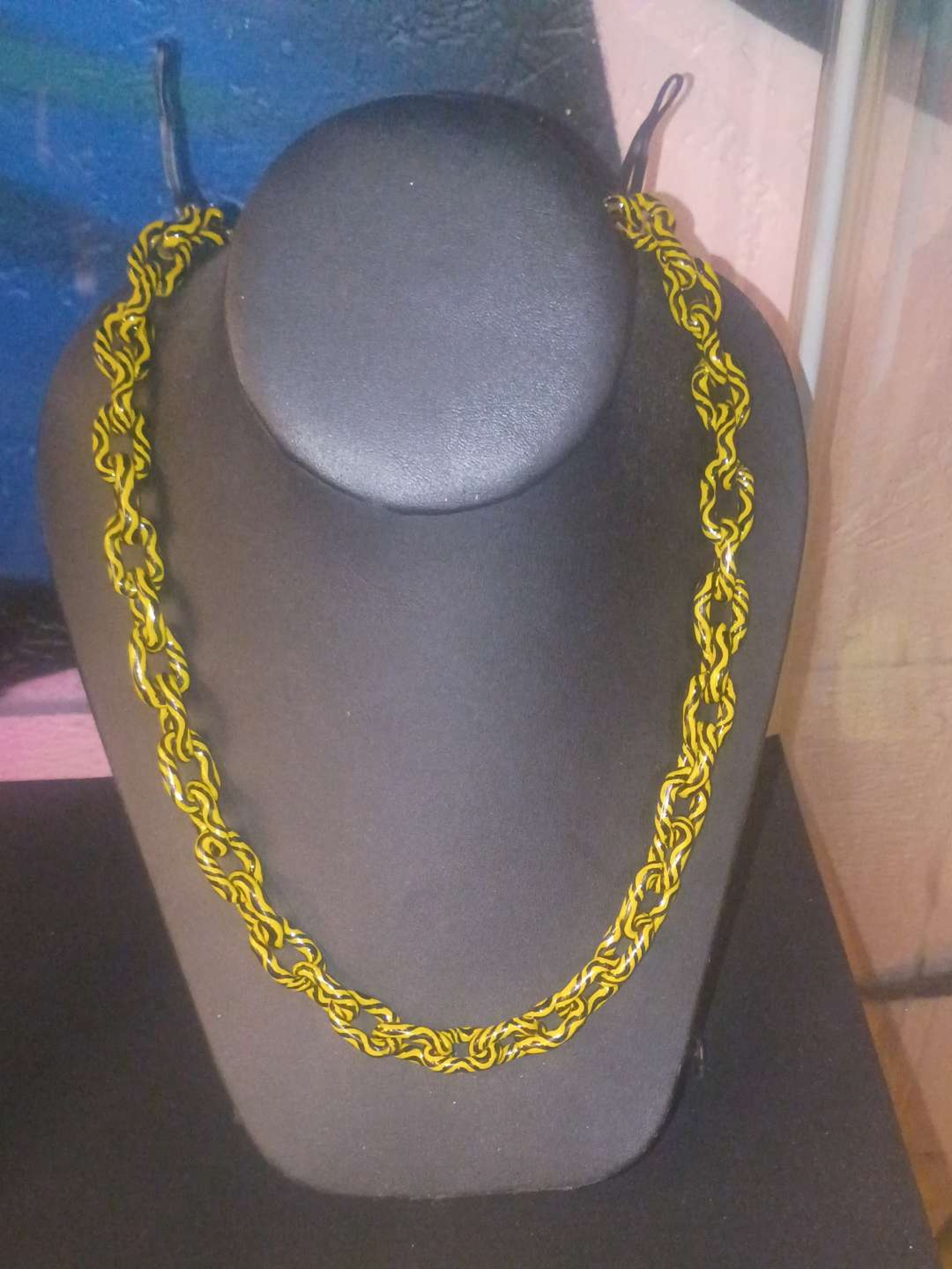 Black and gold mini link necklace image 0