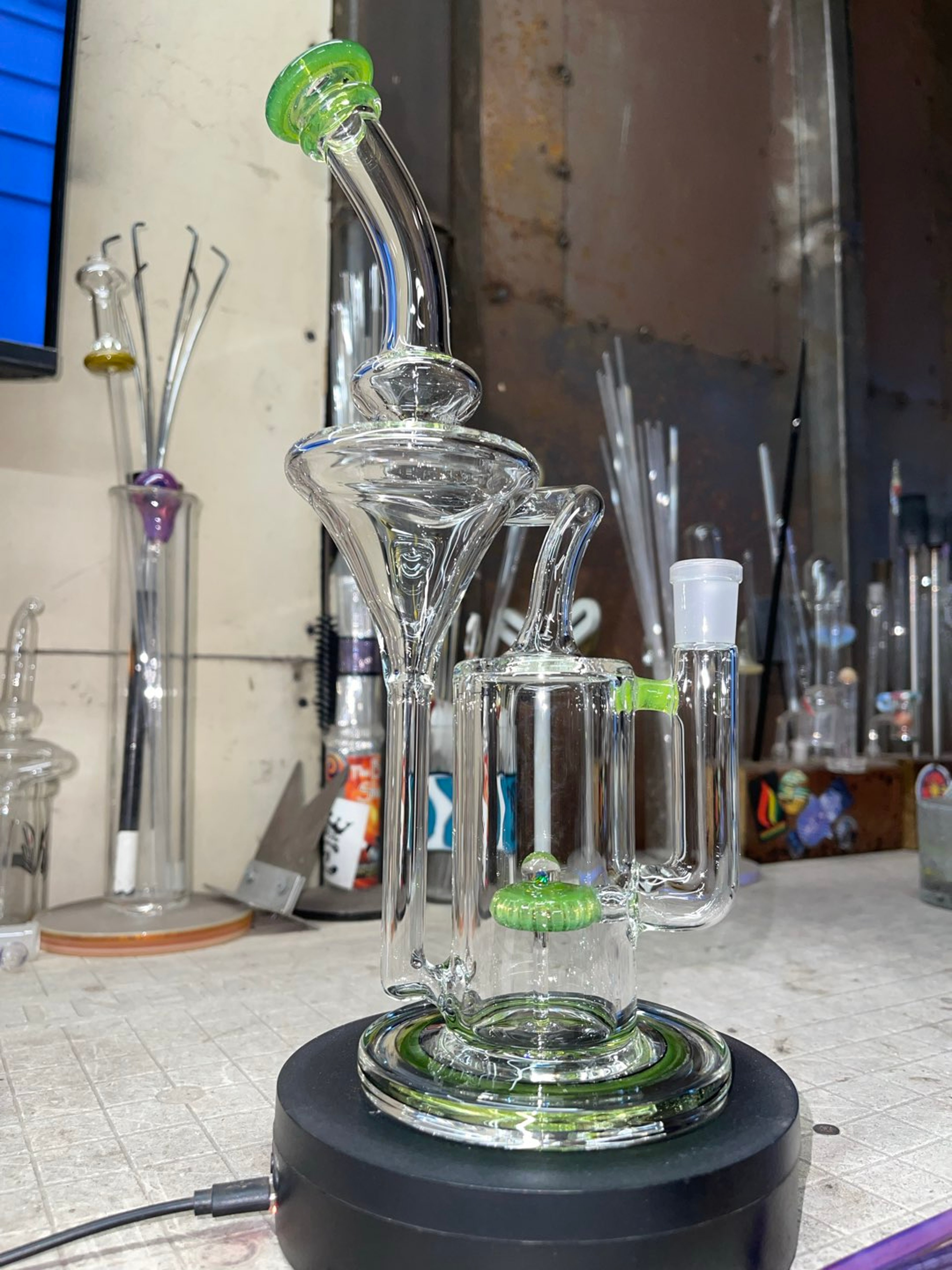 Preview pic of 11.50” tall, 14mm joint, lime drop color