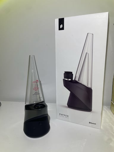 Preview pic of Puffco Peak Pro with 3D Chamber
