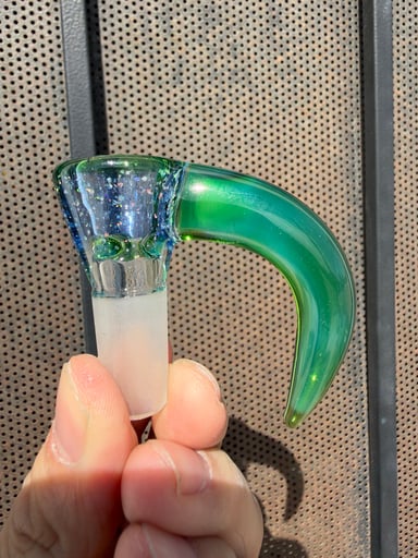 Preview pic of Sleepyz crushed opal horn slide