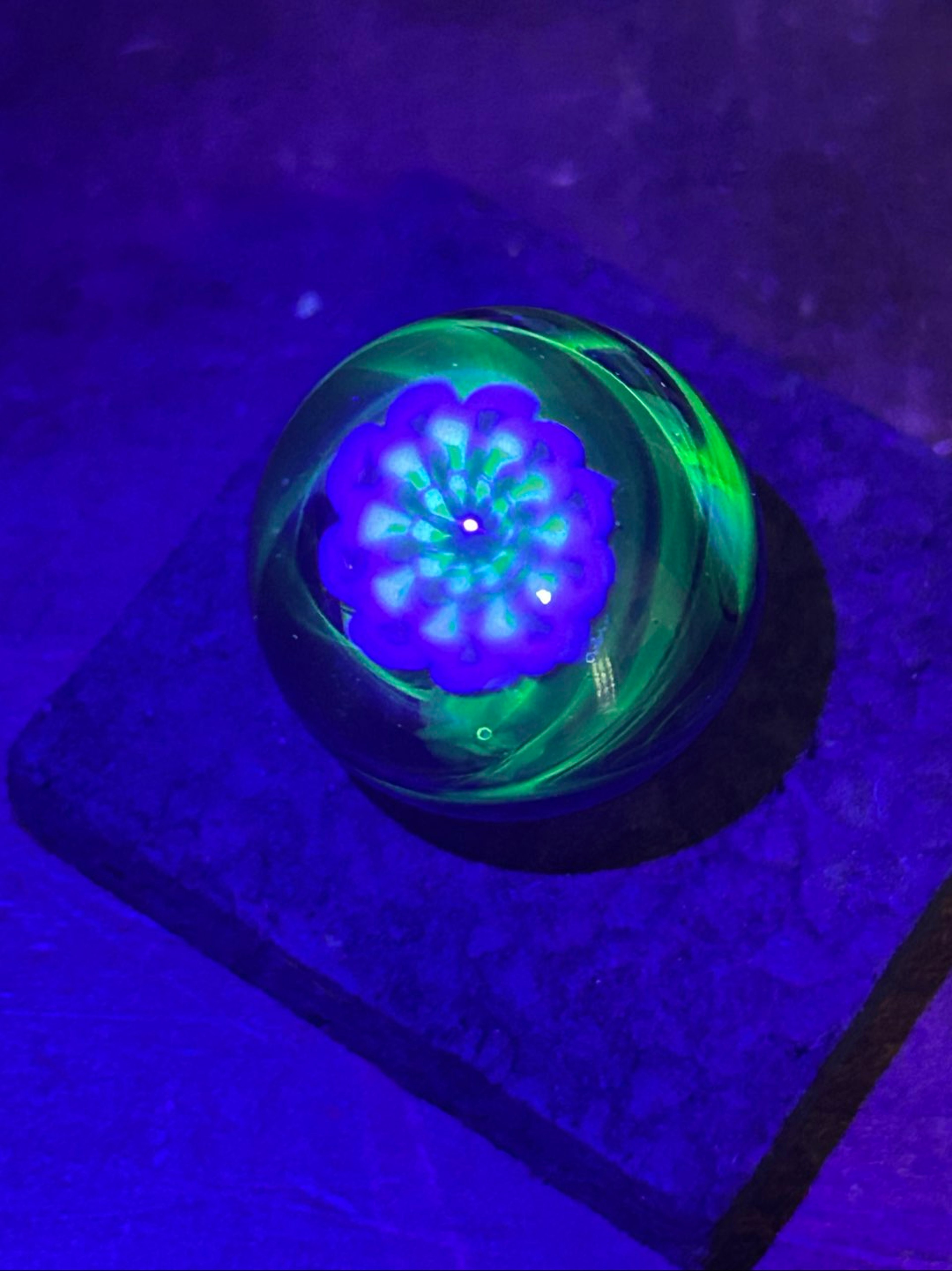 Preview pic of Uv Millie w/ uv swirl MiB