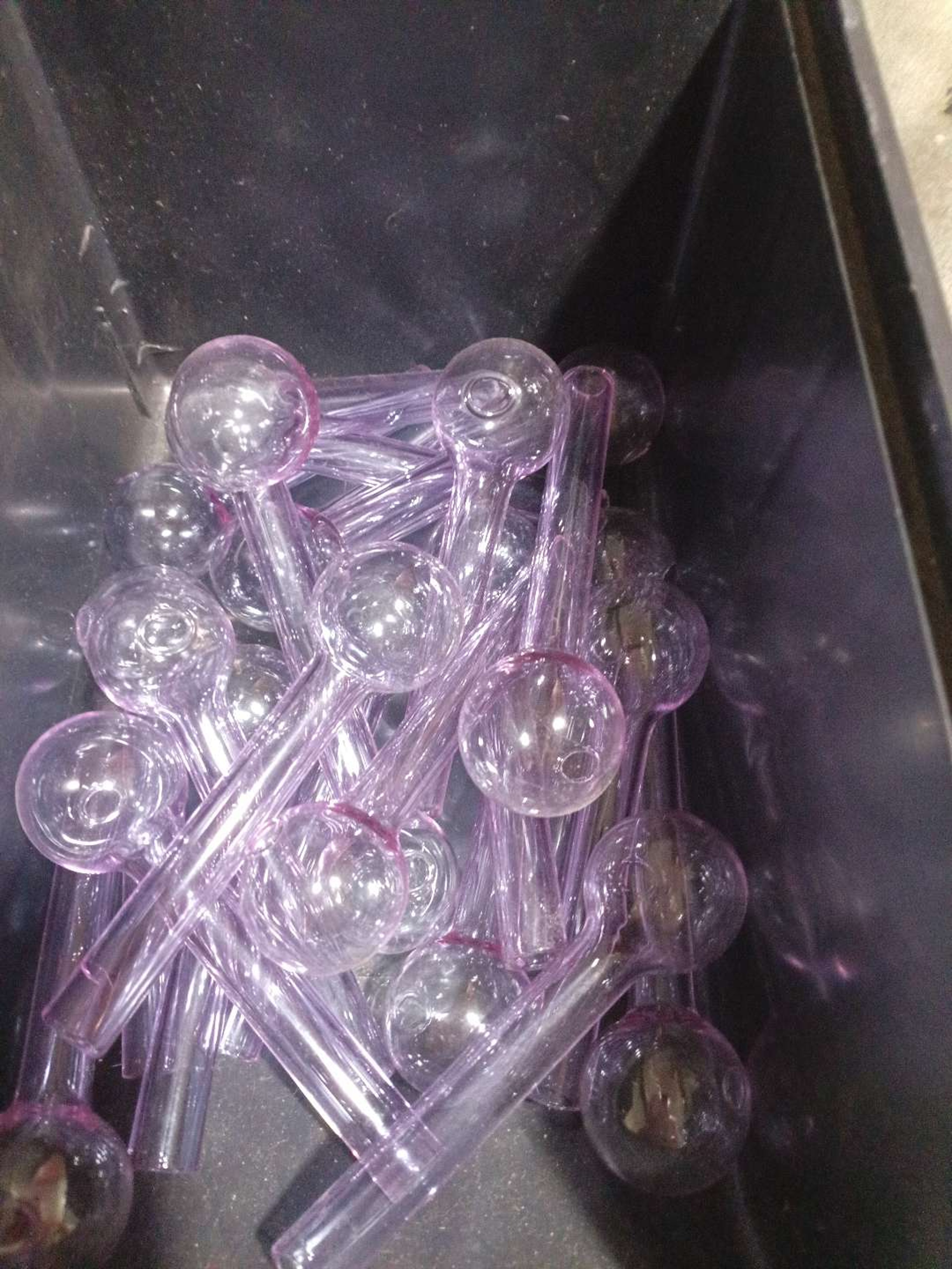 Glass pipes image 0