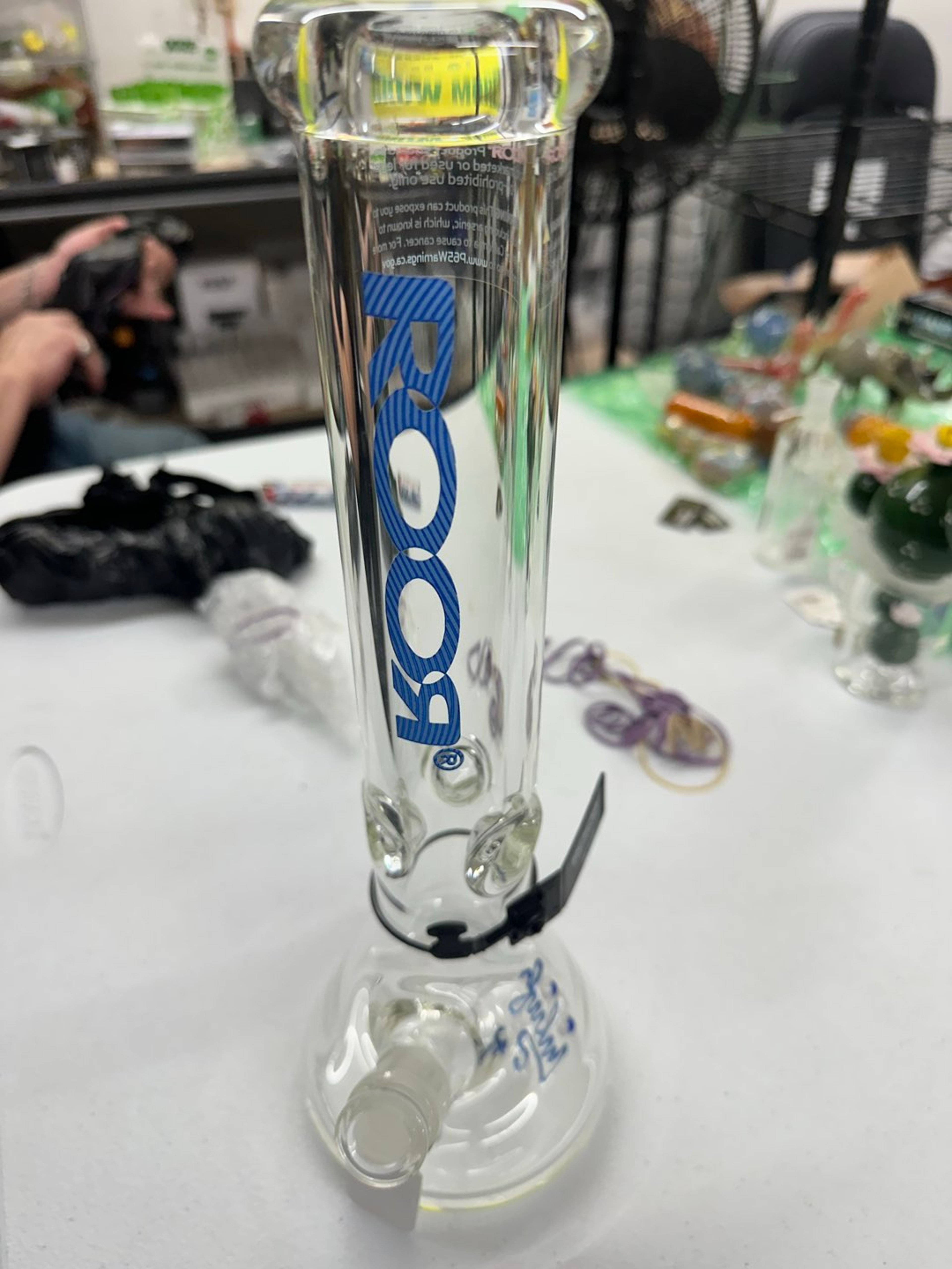 Preview pic of ROOR classic 14” beaker bong