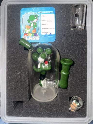 Preview pic of Mitzel Glass Trapped Yoshi w/ Matching Pearls