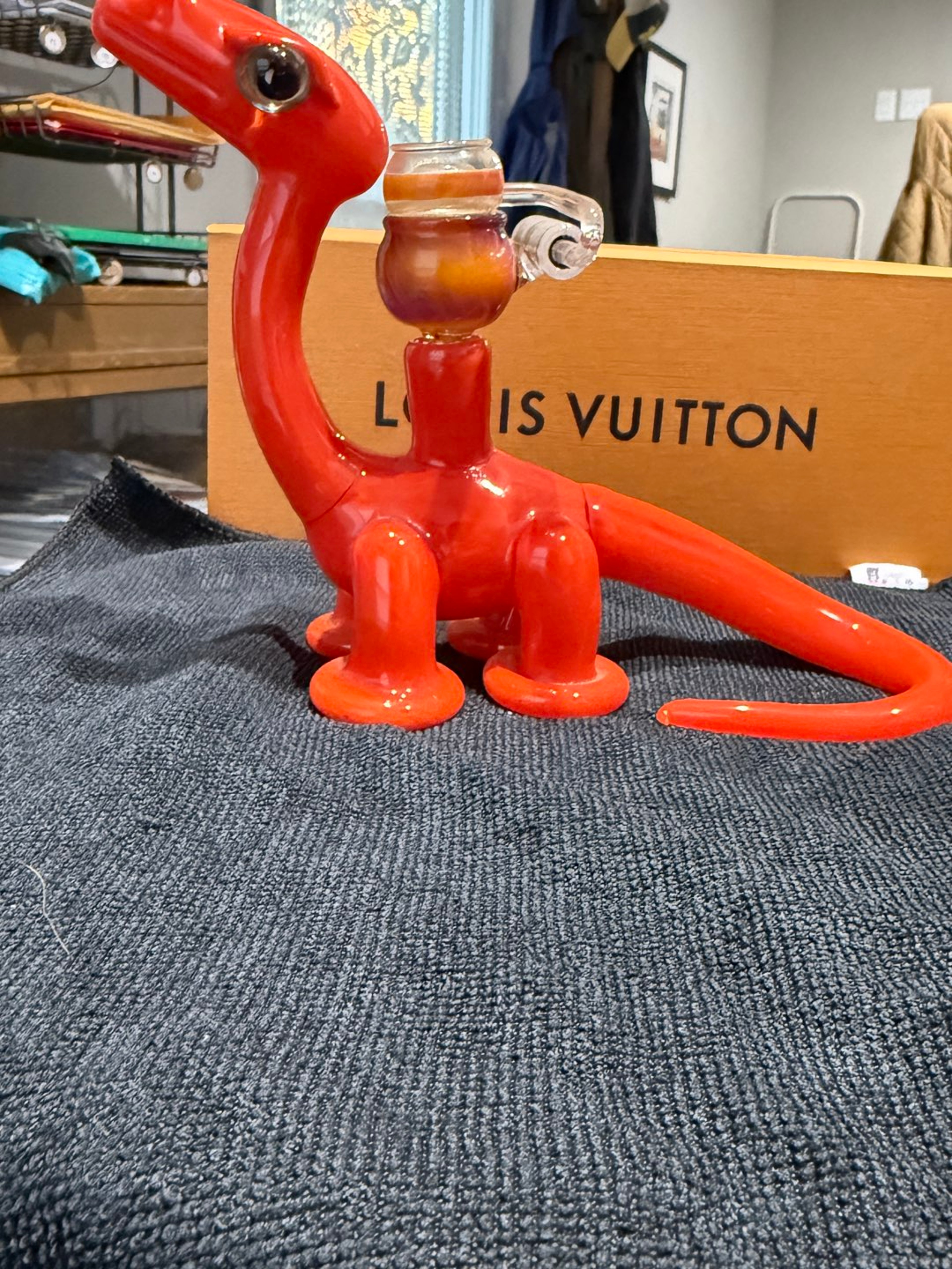 Large Dan Evens Dino with bucket set image 0