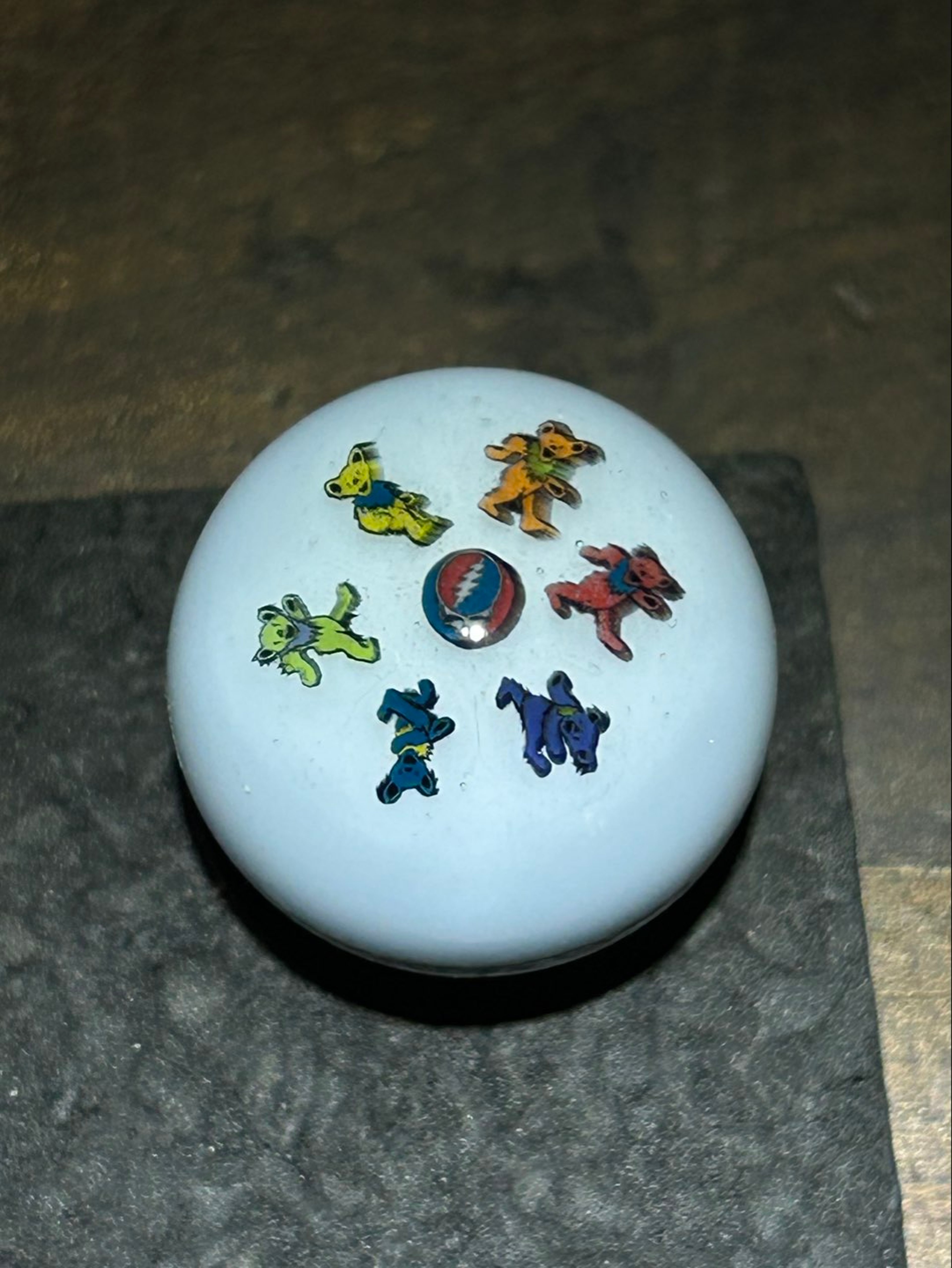 Preview pic of Grateful Dead dichro MiB