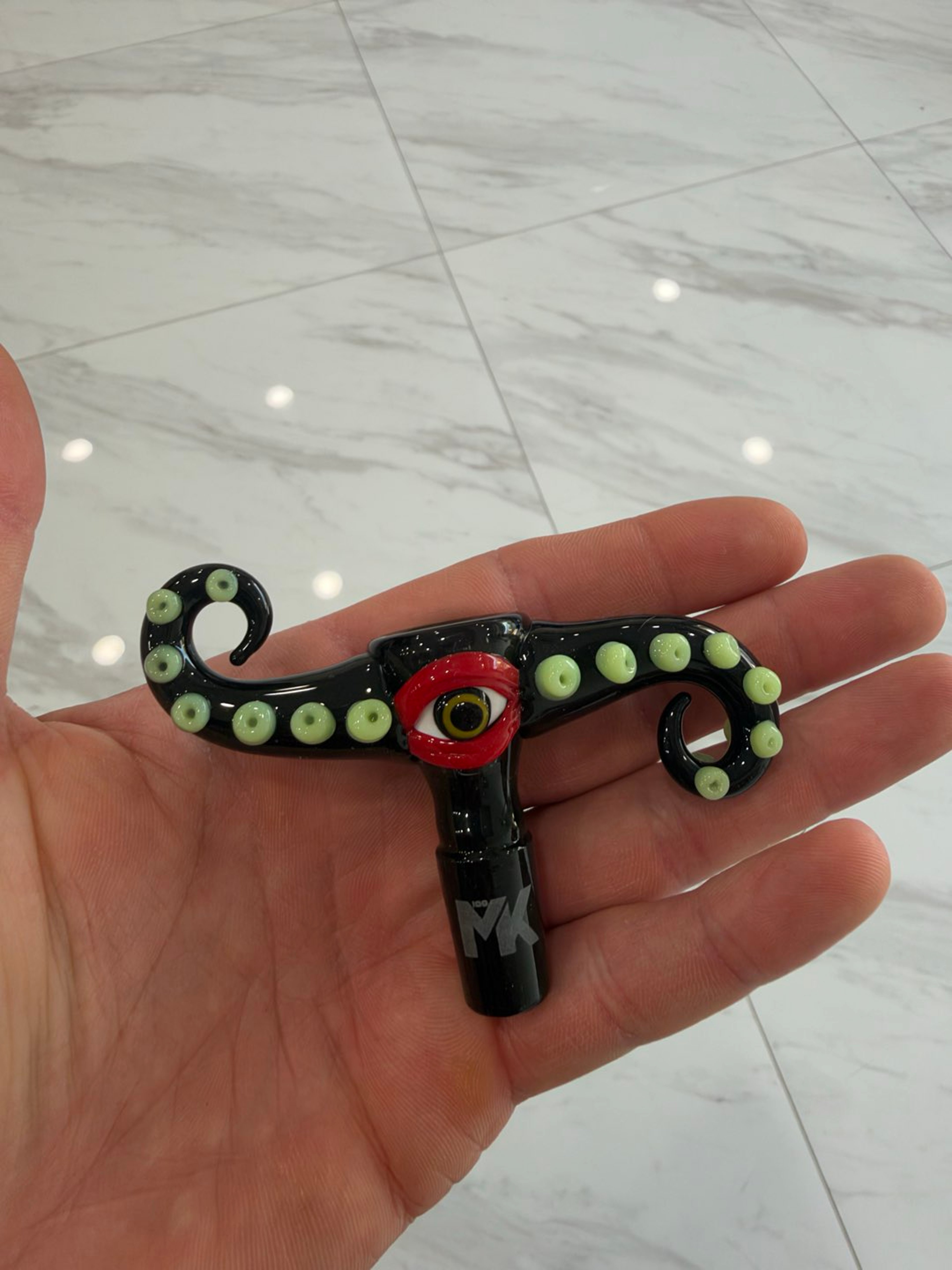 Preview pic of Mk glass 14mm slide 7