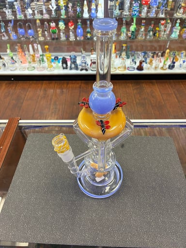 Preview pic of Bug Bong