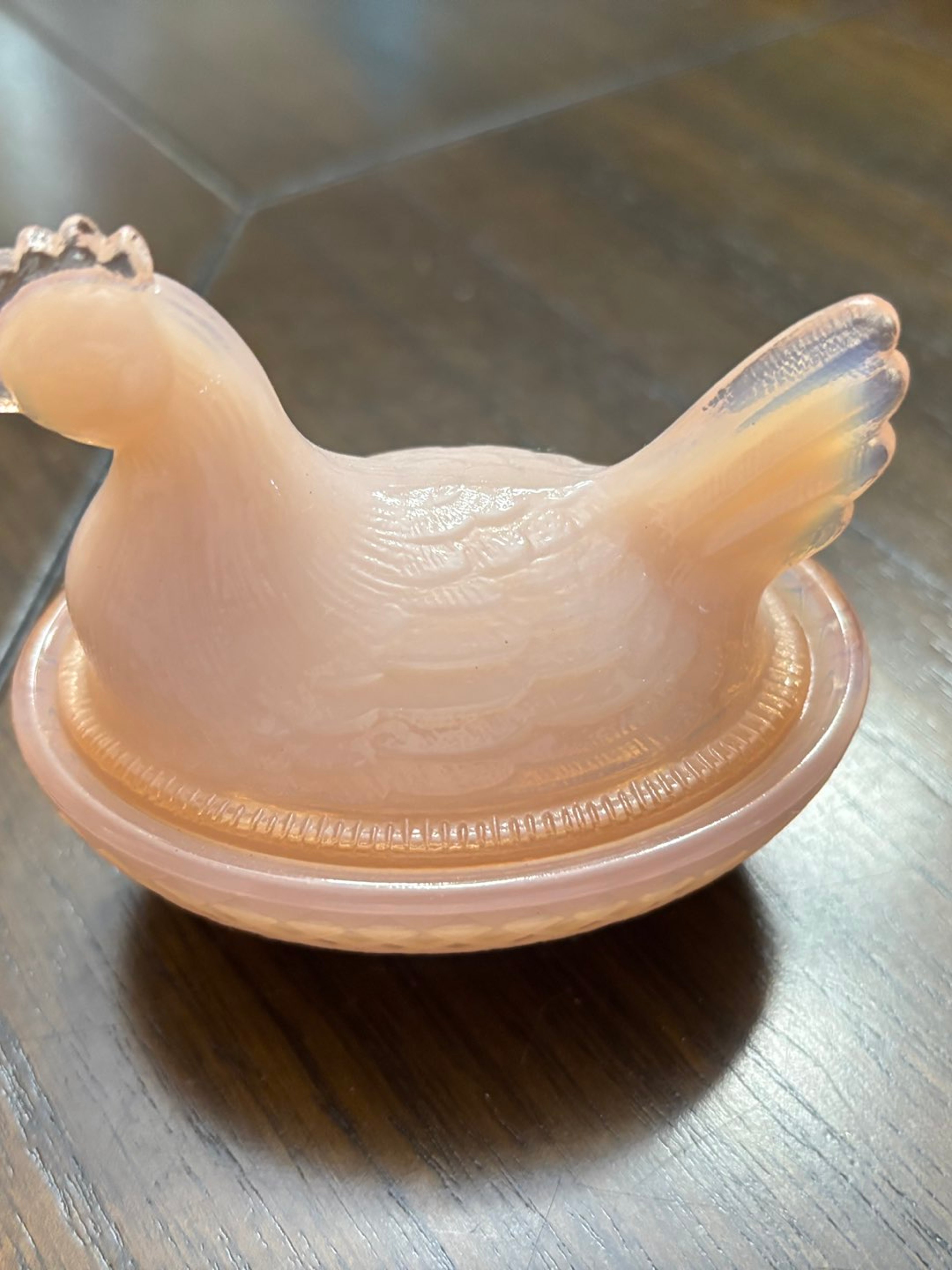 Preview pic of Degenhart Pink Creamy Opal Chicken Dish on a nest dish