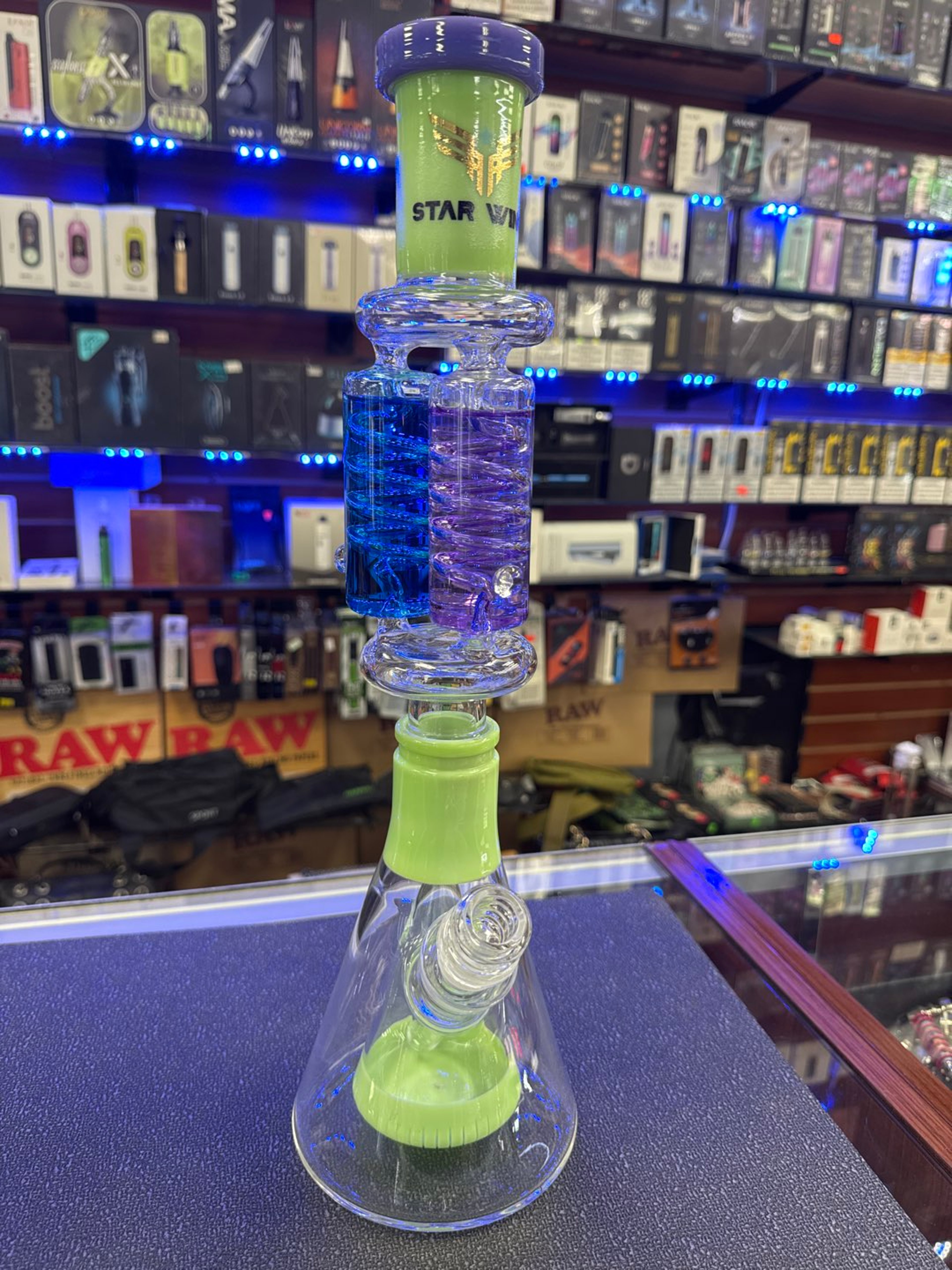 Preview pic of Star wing bong