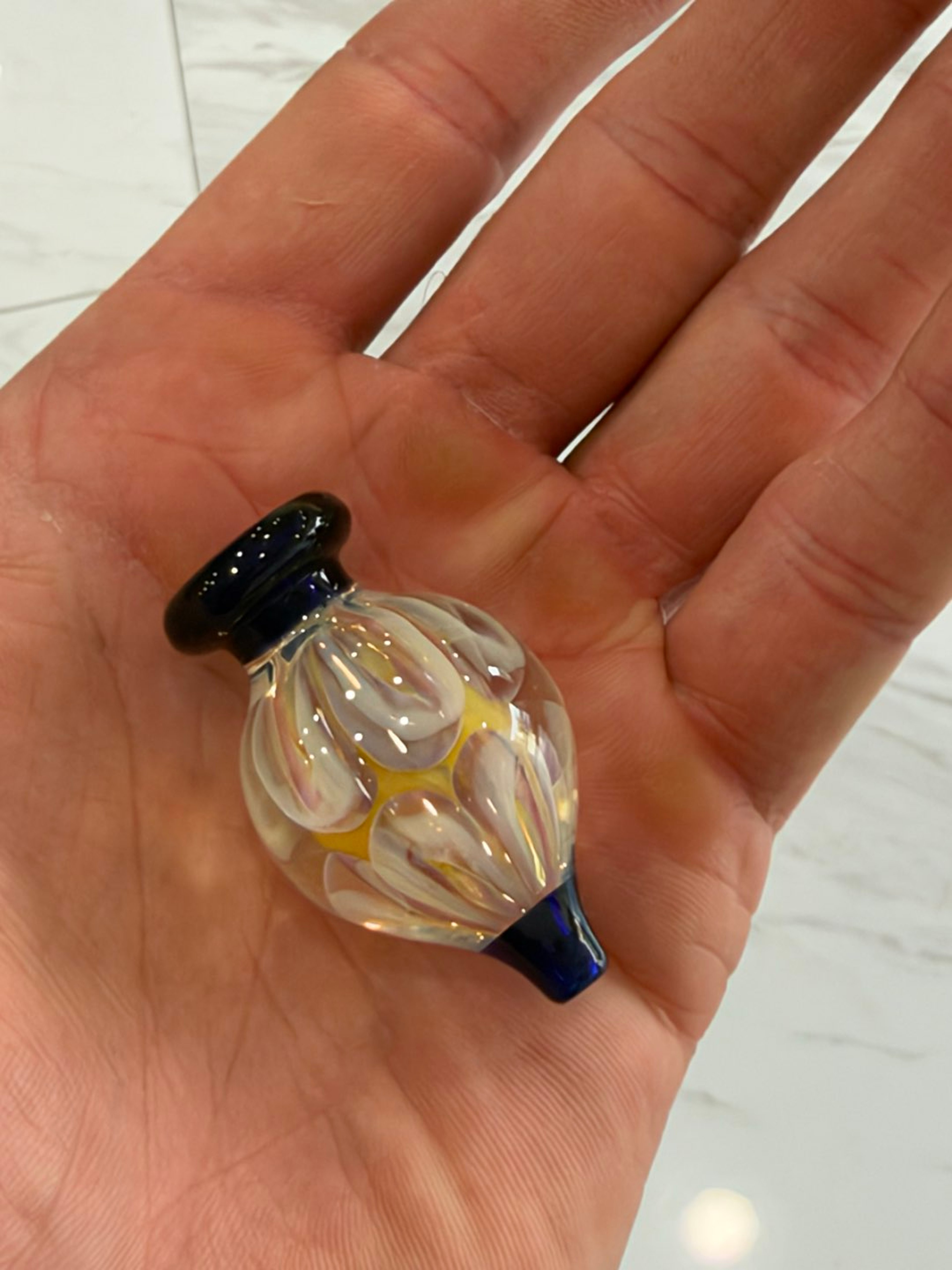 Bubble cap 33 image 0