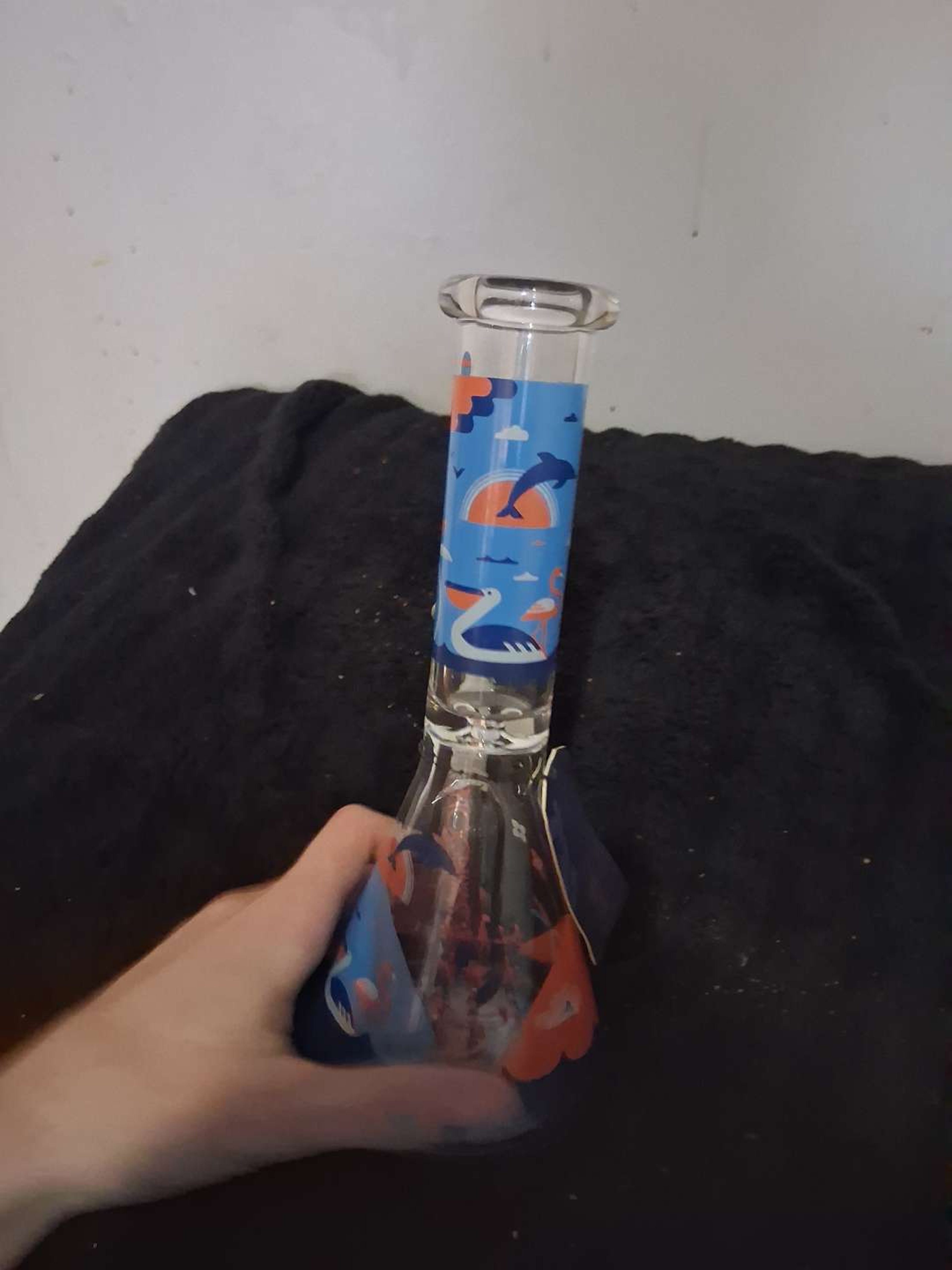 Preview pic of 12 inch tall water bong