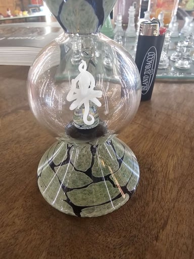 Preview pic of Rooster & Liz Wright Aquarium Rig