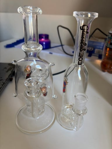 Preview pic of Two Rigs for CHEAP. Roysco & Glass Lab 303